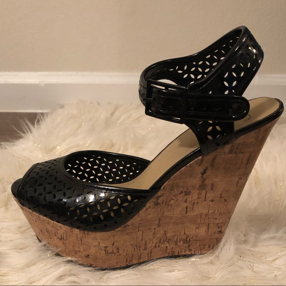 Beautiful Open Toe Black Wedges